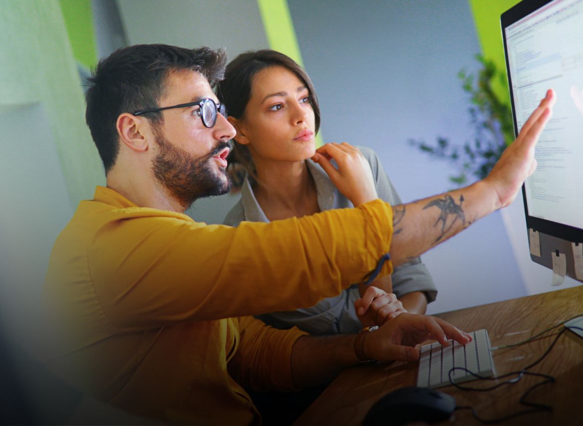 Custom Software vs. Off-the-Shelf Solutions: Which One is Right for Your Business?